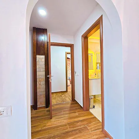 Pamja E Qyteteve 호텔 Krujë