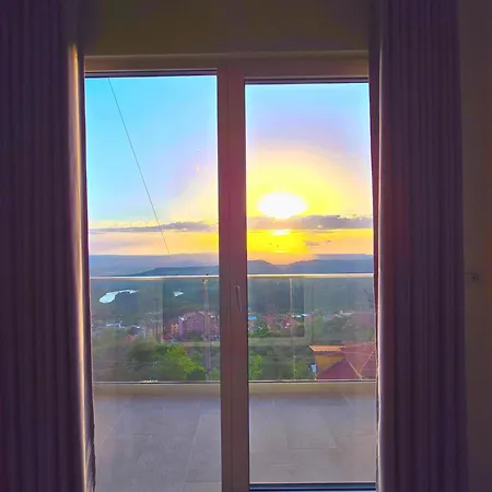 Pamja E Qyteteve Szálloda Kruja