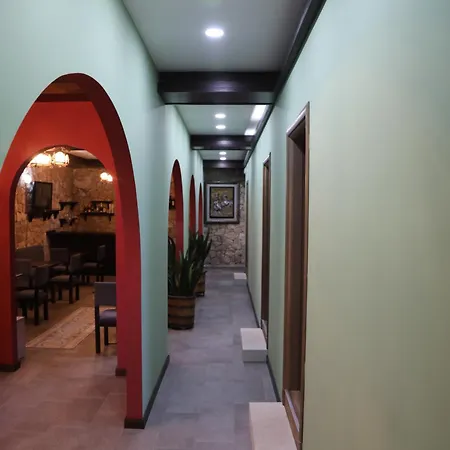 Pamja E Qyteteve Hotel *