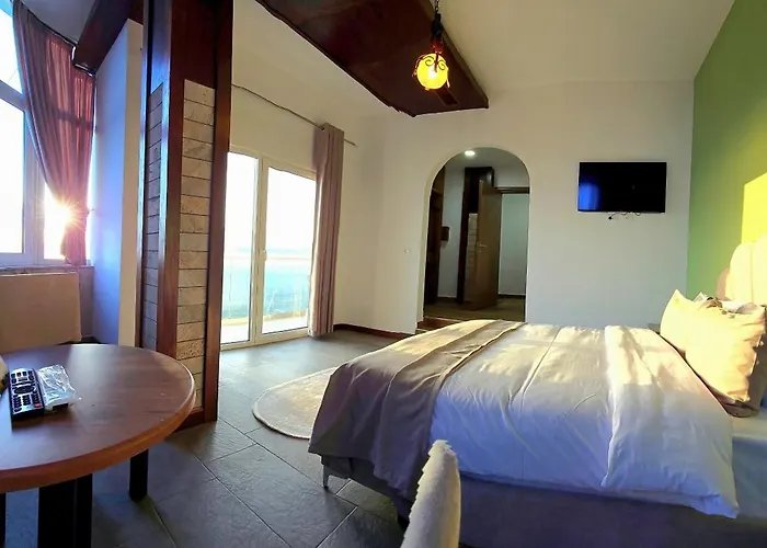 Pamja E Qyteteve Отель *