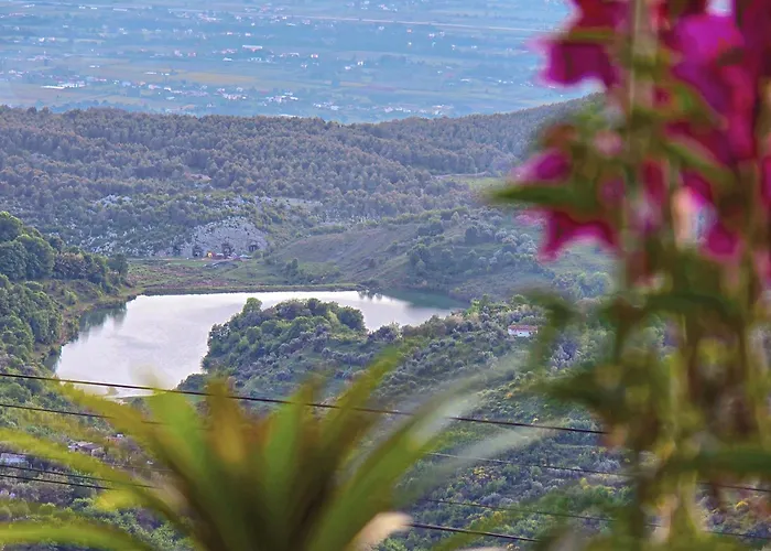 Pamja E Qyteteve * Круя